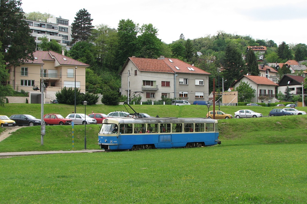 Tatra T4YU #449