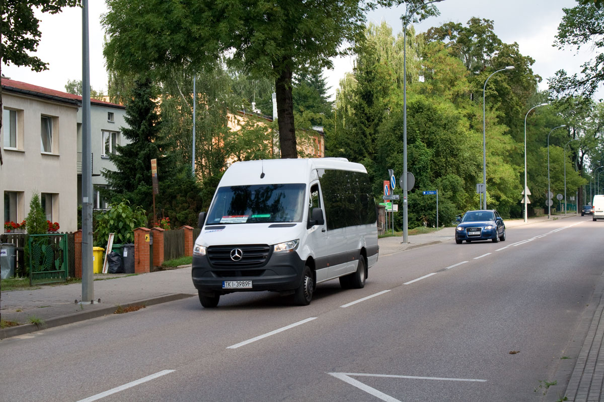 Mercedes-Benz Sprinter Mk III / Bus-Center #TKI 3989F
