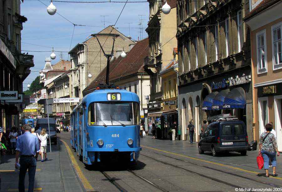 Tatra T4YU #484