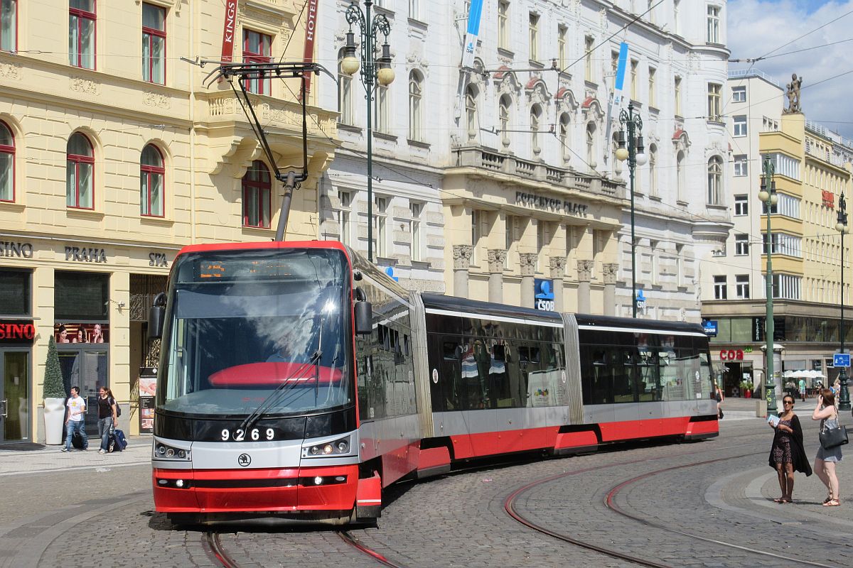 Škoda 15T Praha #9269