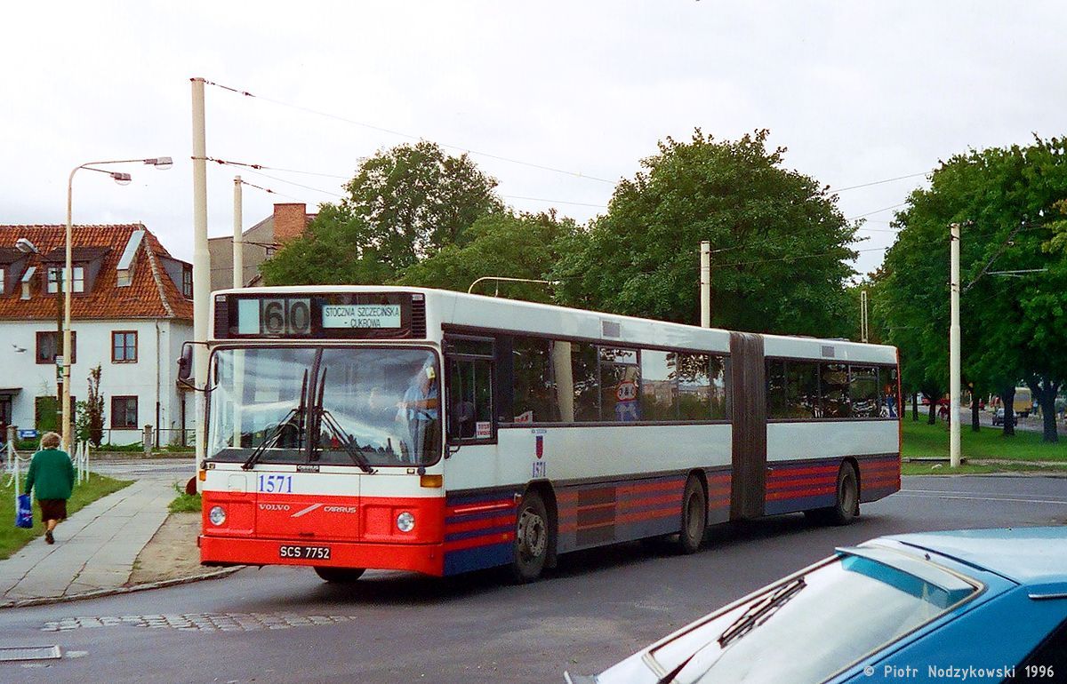 Volvo B10MA / Carrus City #1571