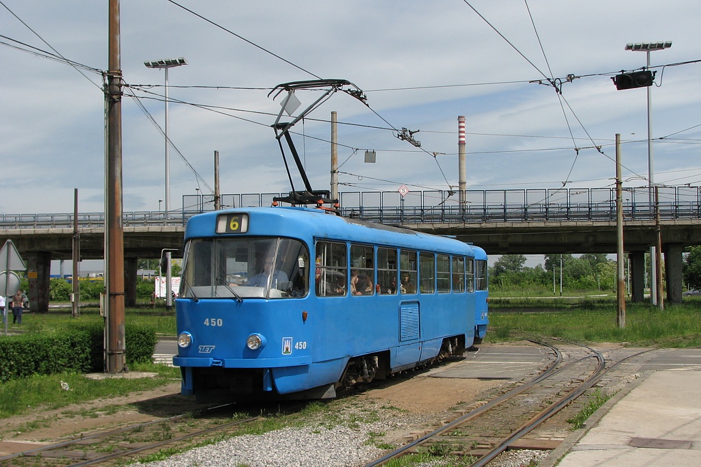 Tatra T4YU #450