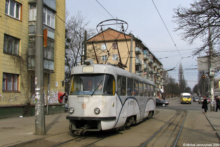 Tatra T4SU #18